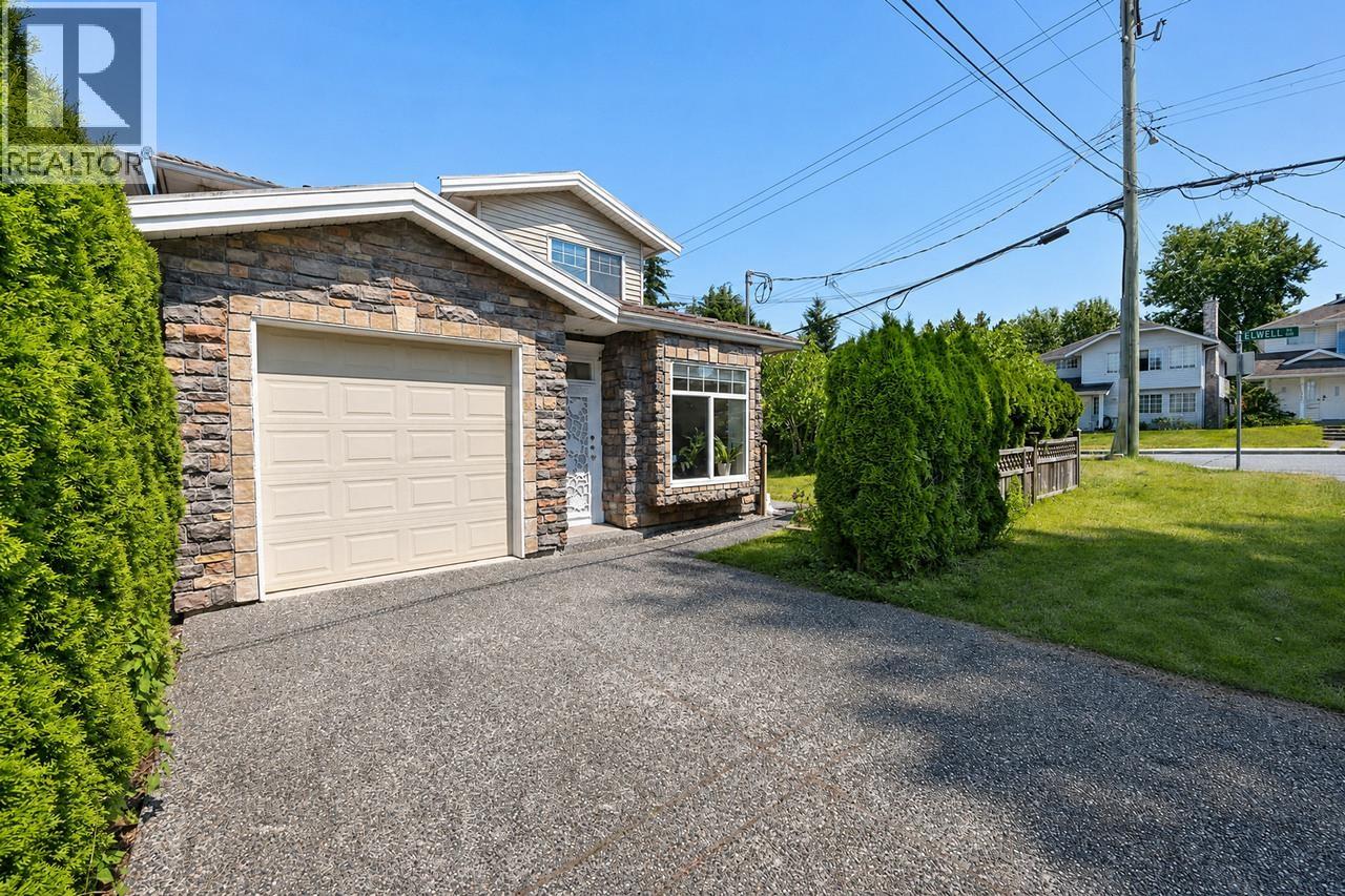 6890 Koala Crescent, Burnaby, British Columbia  V5E 3K9 - Photo 4 - R3144031
