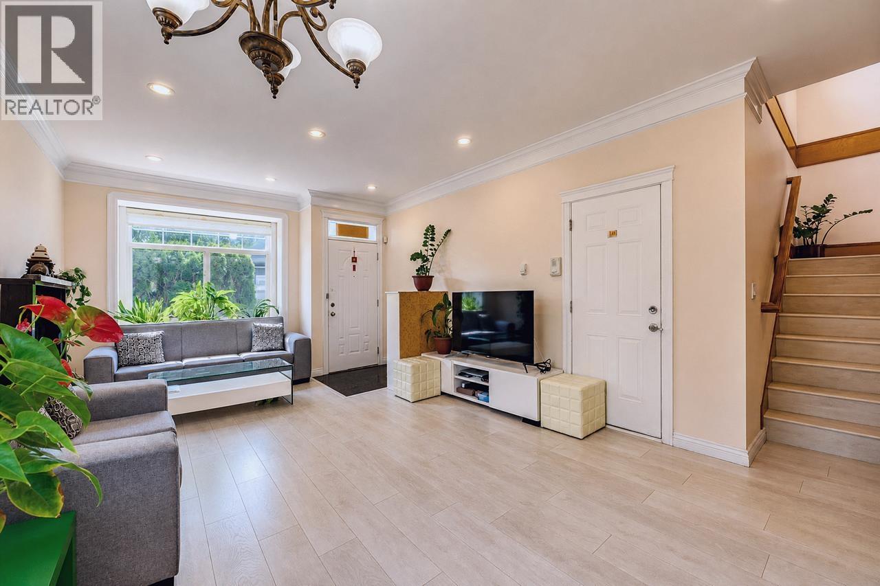 6890 Koala Crescent, Burnaby, British Columbia  V5E 3K9 - Photo 15 - R3144031