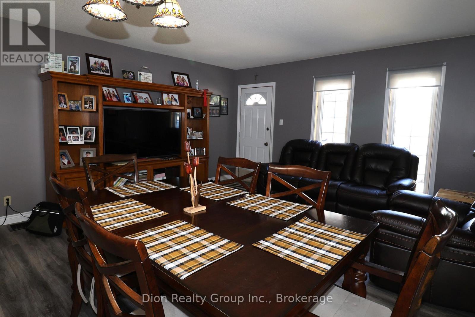 765 Government Road W, Kirkland Lake, Ontario P0K 1A0 - Photo 3 - T13540032
