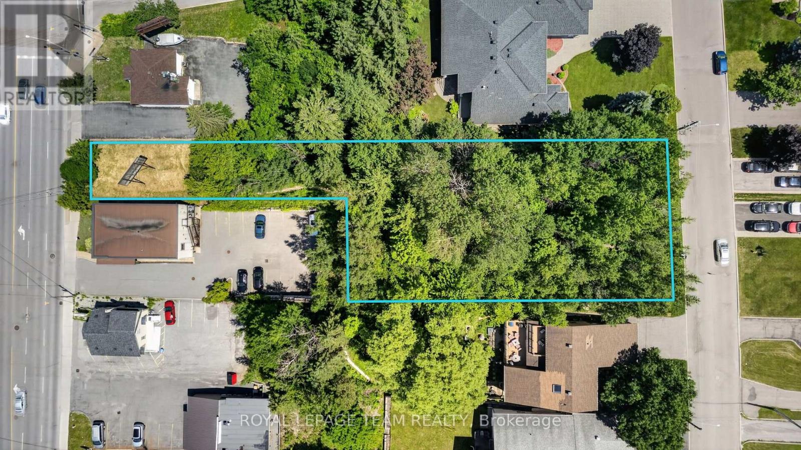 2902 ST JOSEPH BOULEVARD, Ottawa
