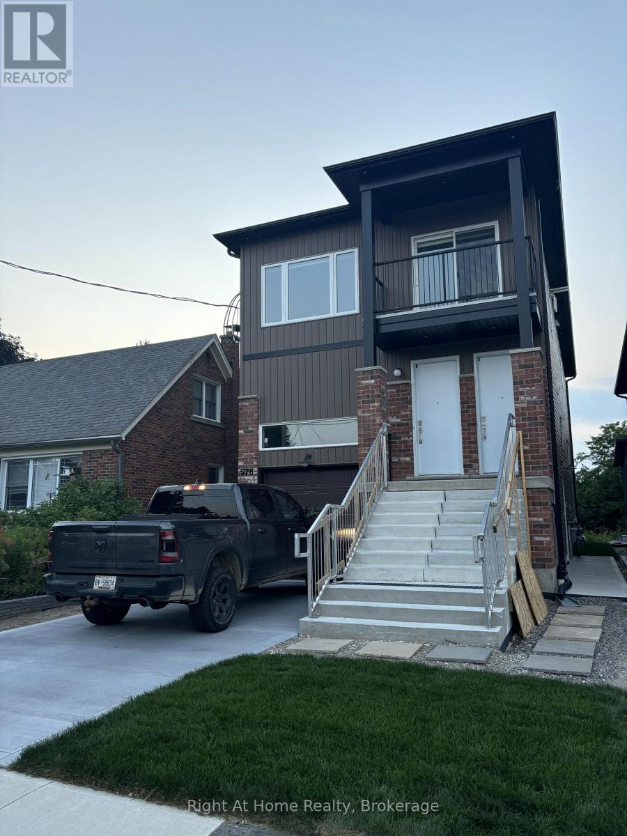 576 GUELPH STREET, kitchener, Ontario