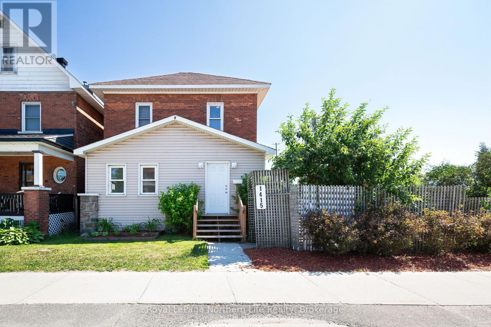 1415 Cassells Street, North Bay, Ontario  P1B 4C2 - Photo 2 - X13539856