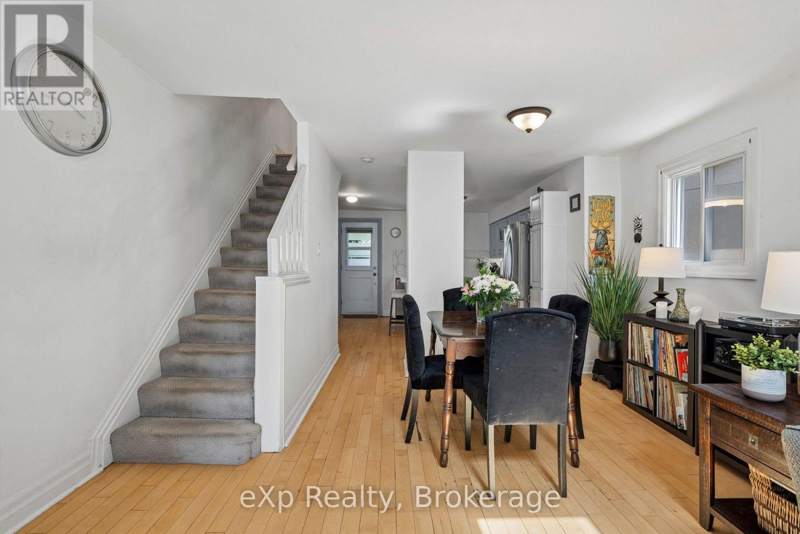 313 Bartlett Avenue N, Toronto, Ontario  M6H 3G8 - Photo 13 - W13539904