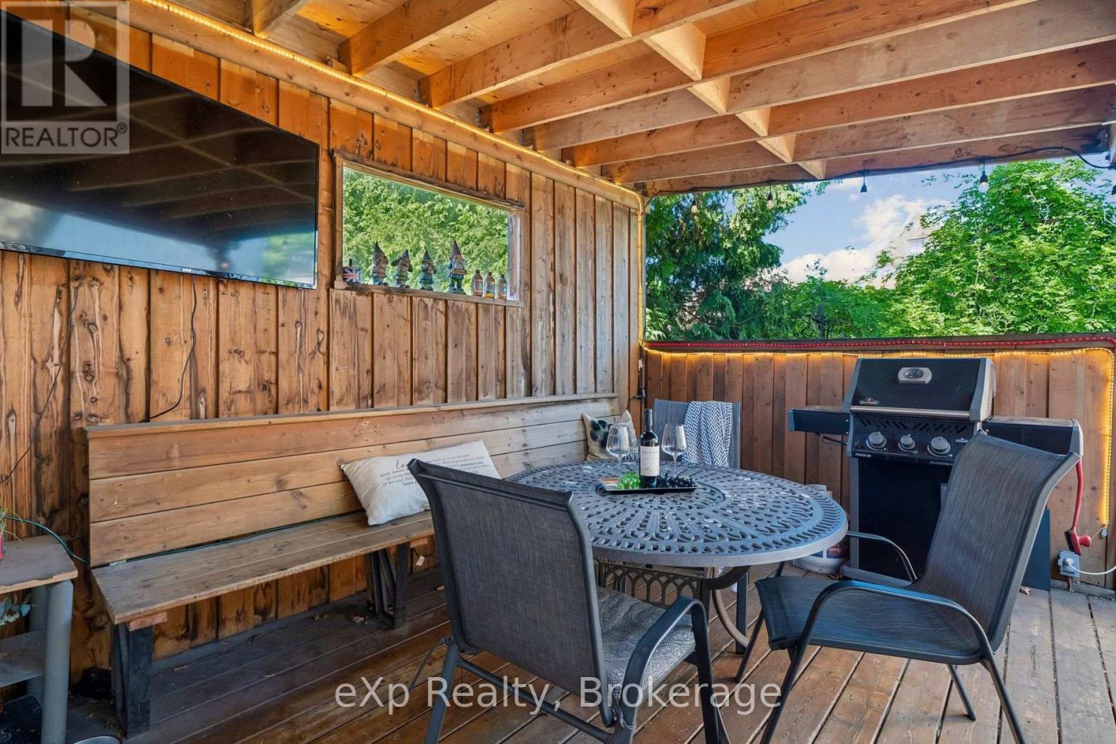 313 Bartlett Avenue N, Toronto, Ontario  M6H 3G8 - Photo 33 - W13539904
