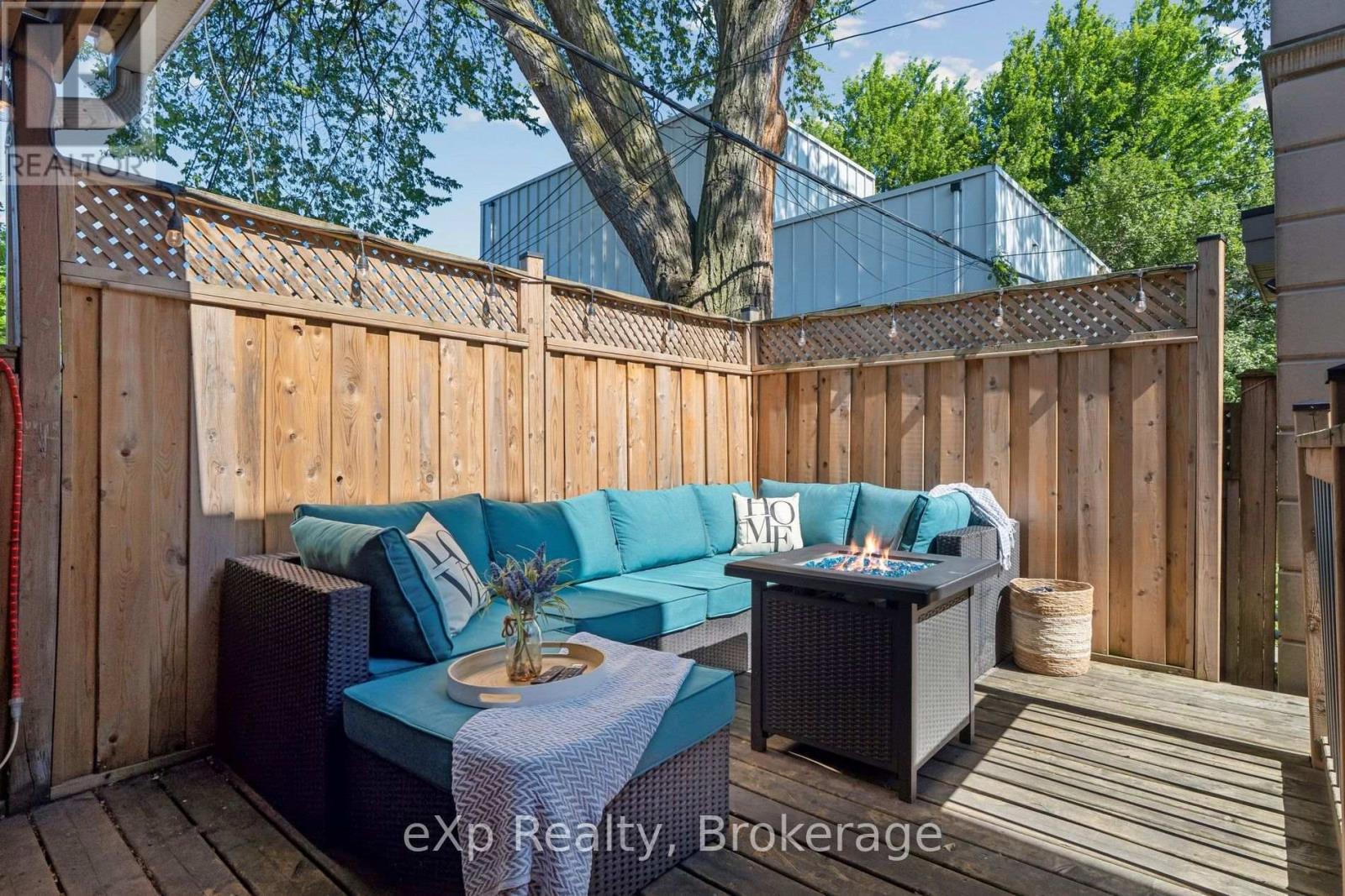 313 Bartlett Avenue N, Toronto, Ontario  M6H 3G8 - Photo 34 - W13539904