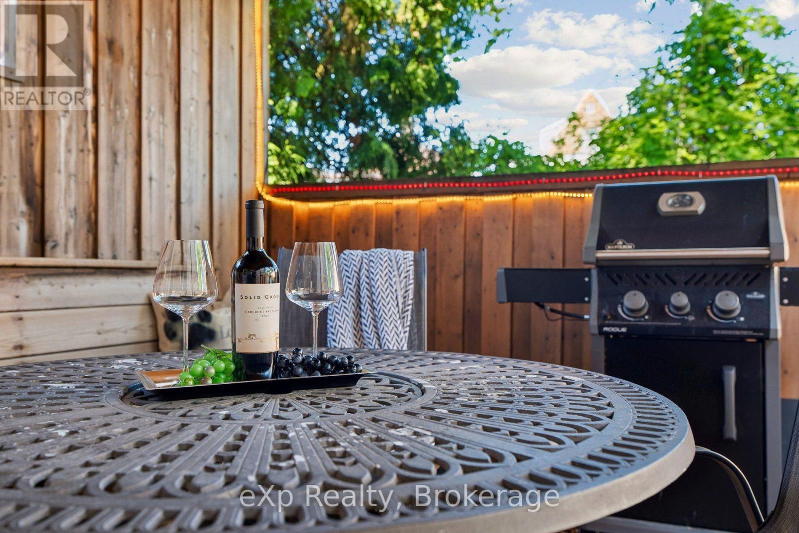313 Bartlett Avenue N, Toronto, Ontario  M6H 3G8 - Photo 37 - W13539904