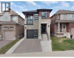 657 BENNINGER Drive, Kitchener, Ontario