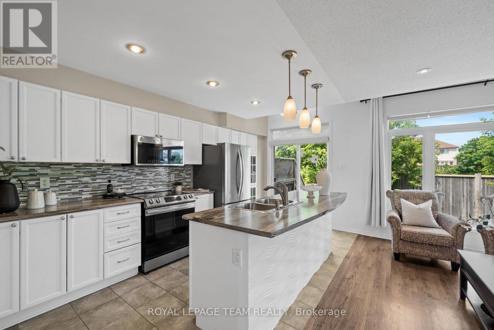 348 Brigitta Street, Ottawa, Ontario K2S 0H9 - Photo 14 - X13538458