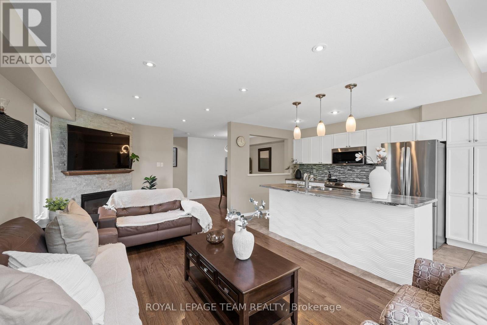 348 Brigitta Street, Ottawa, Ontario K2S 0H9 - Photo 13 - X13538458