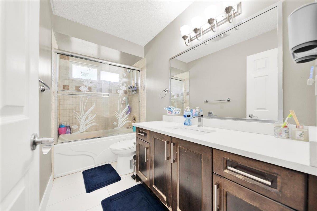 13914 80b Avenue, Surrey, British Columbia  V3W 9B4 - Photo 15 - R3143870