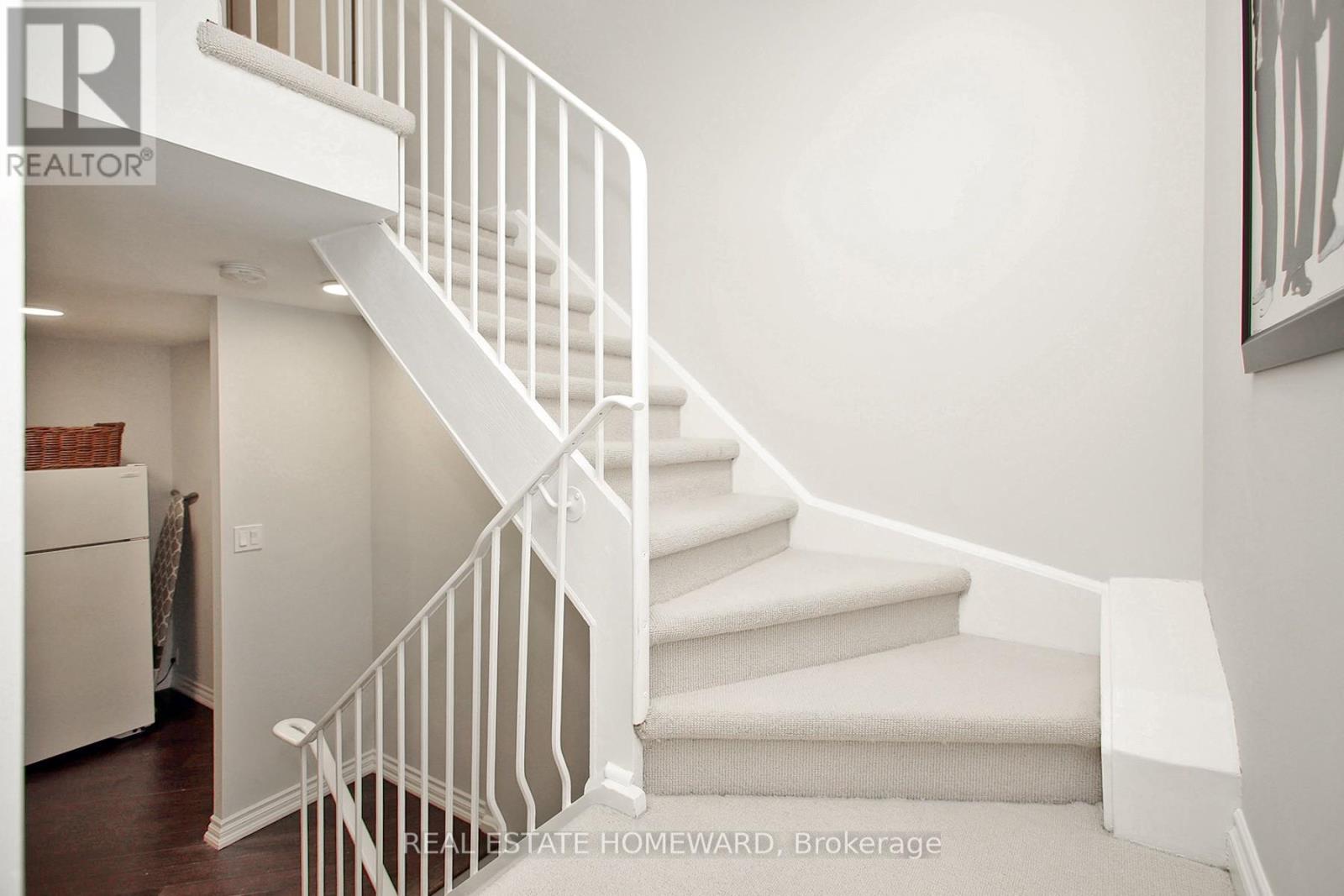 50 Battenberg Avenue, Toronto, Ontario  M4L 1J8 - Photo 18 - E13540018