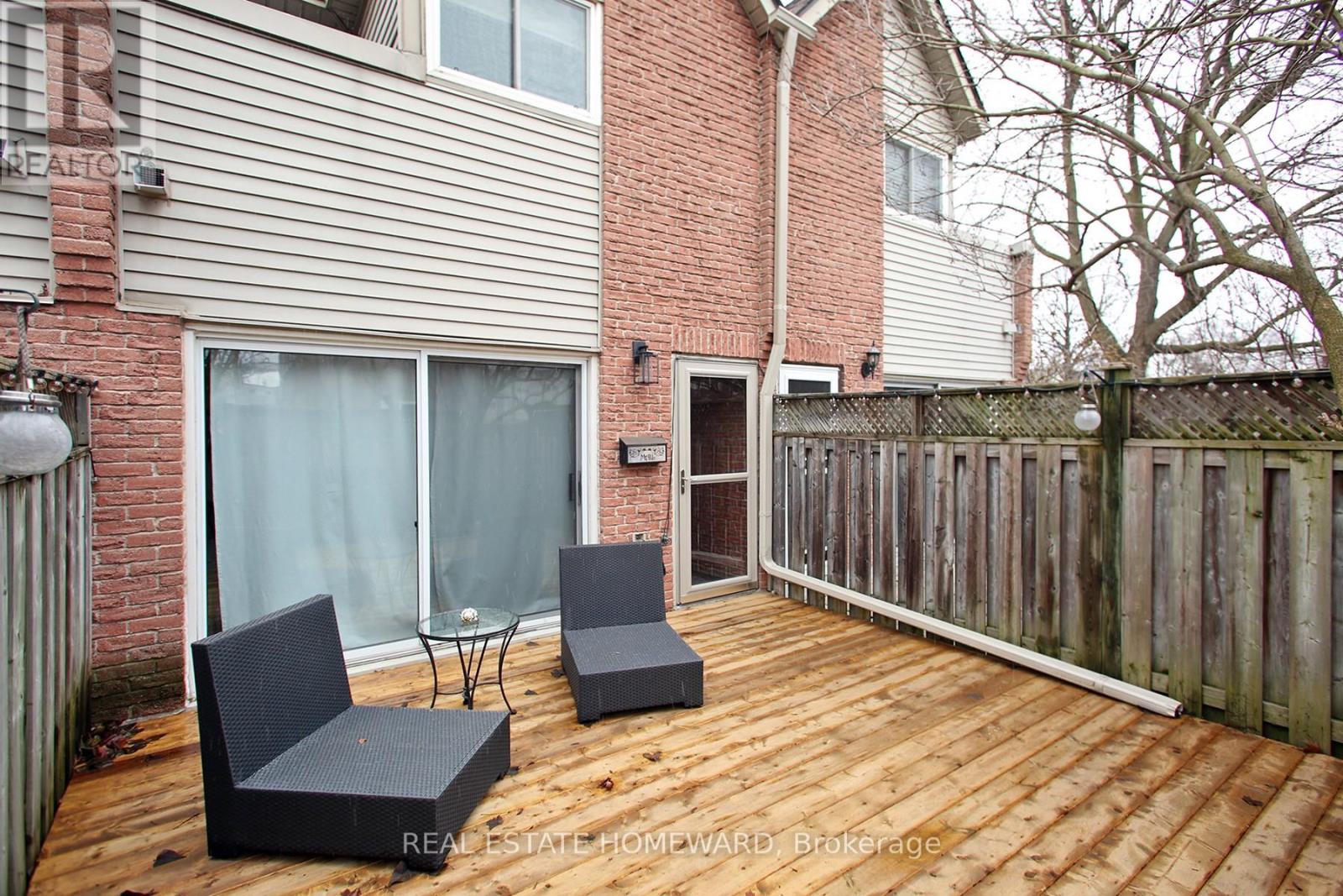 50 Battenberg Avenue, Toronto, Ontario  M4L 1J8 - Photo 22 - E13540018