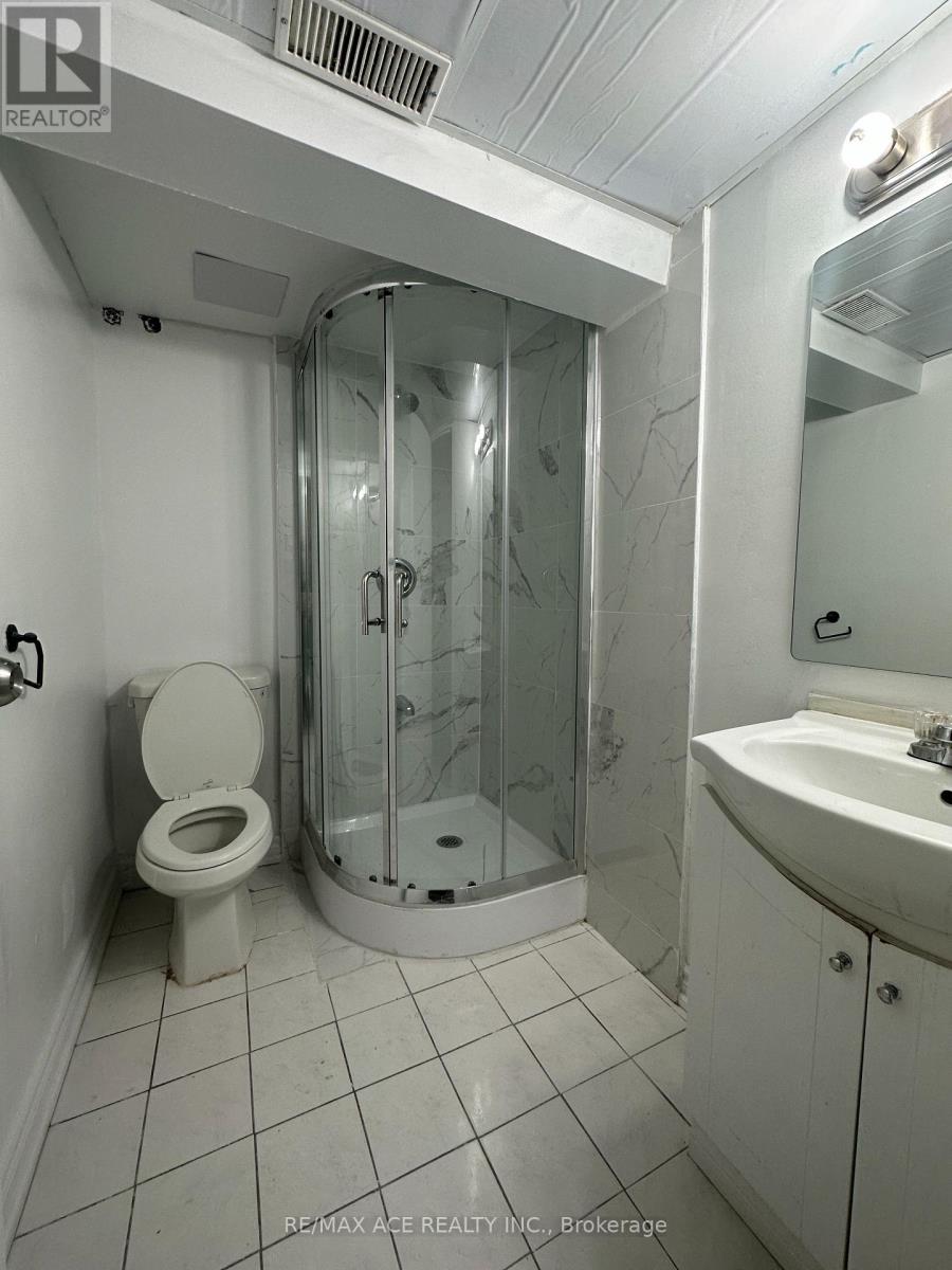 Bsmt - 23 Gemshaw Crescent, Toronto, Ontario  M1B 1L3 - Photo 9 - E13540092