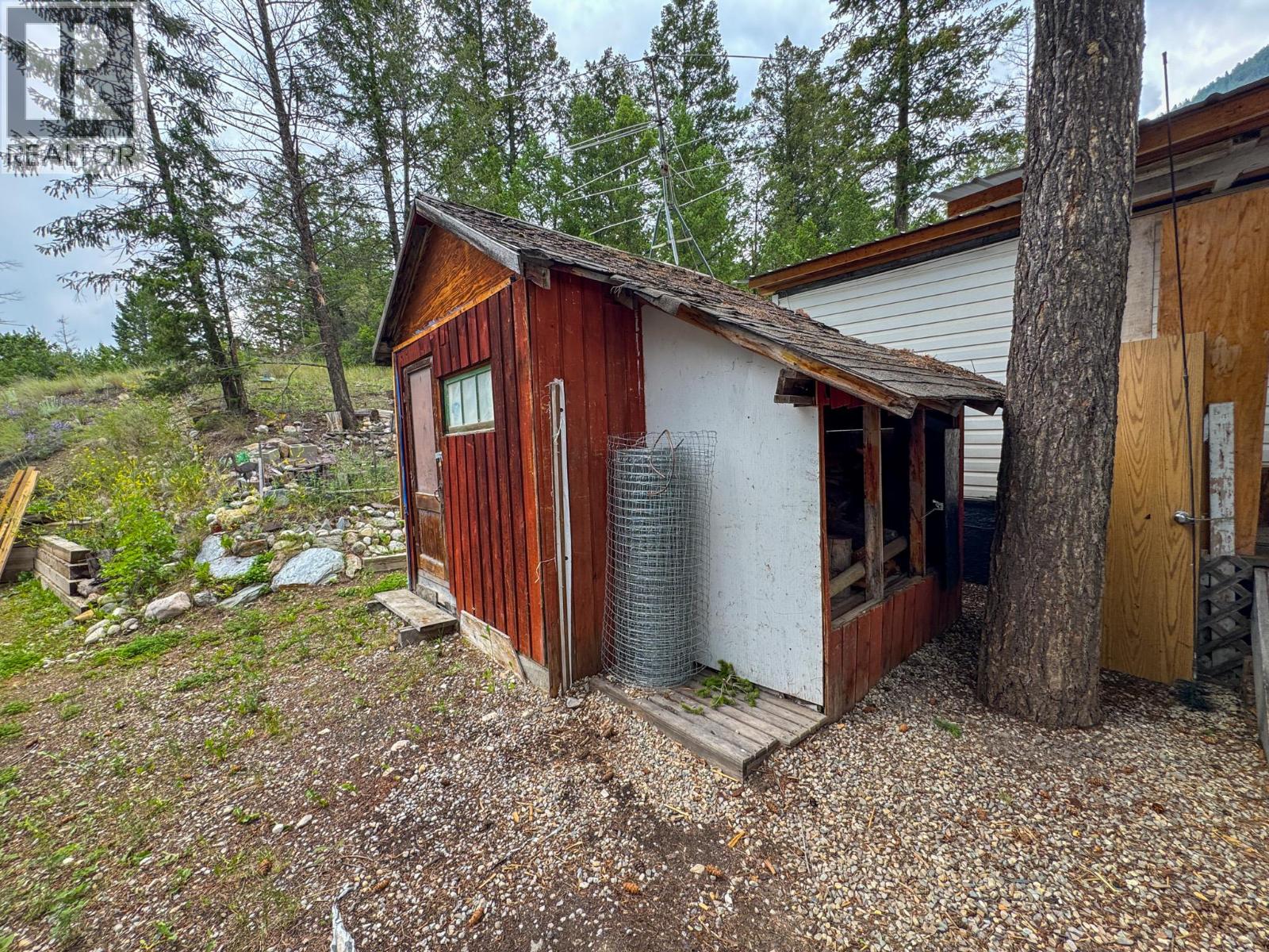 Listing image 16