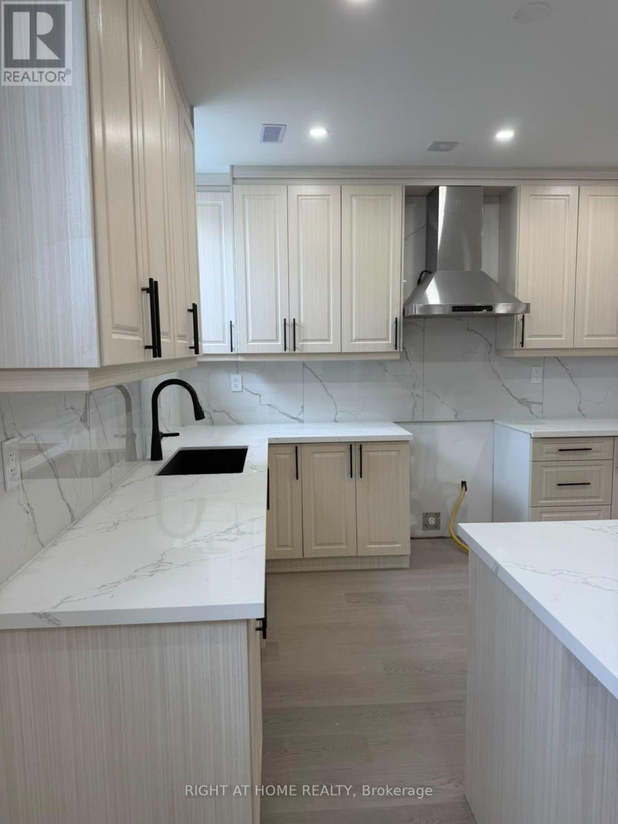 B - 2 Chesney Crescent, Vaughan, Ontario  L4H 4A7 - Photo 19 - N13539928