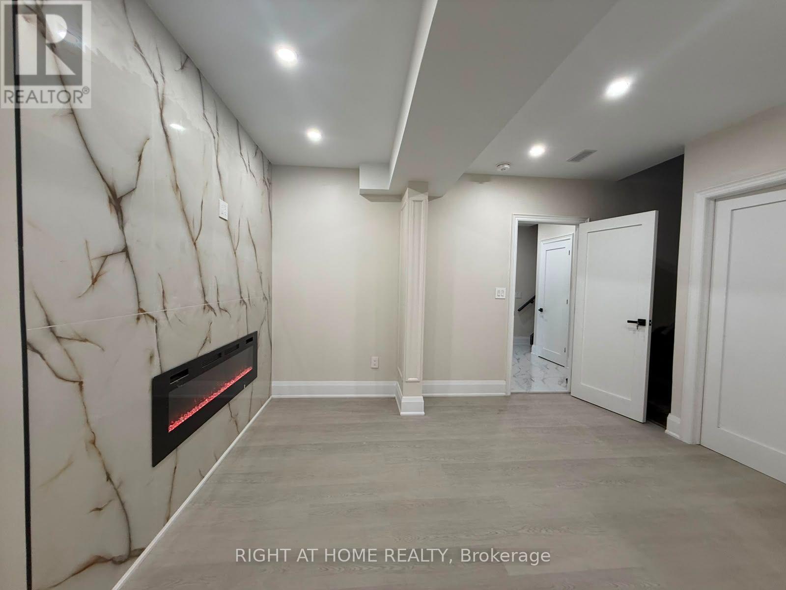 A - 2 Chesney Crescent, Vaughan, Ontario  L4H 4A7 - Photo 5 - N13539930