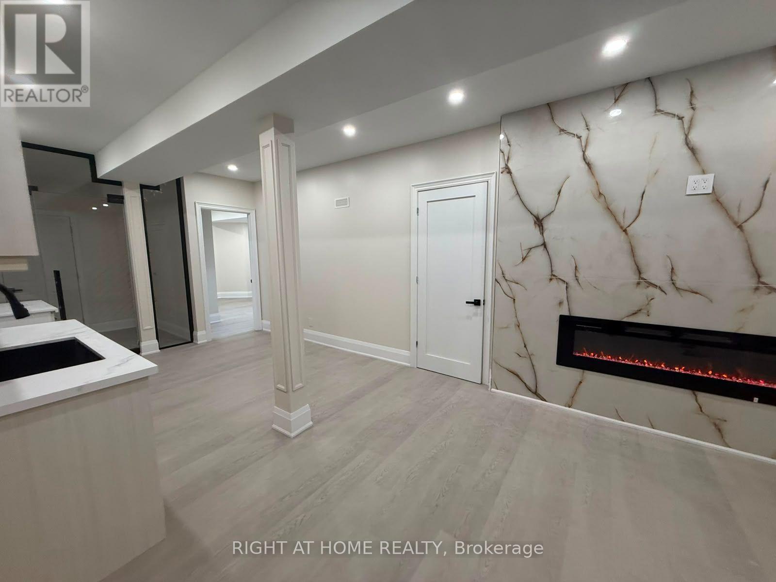 A - 2 Chesney Crescent, Vaughan, Ontario  L4H 4A7 - Photo 7 - N13539930