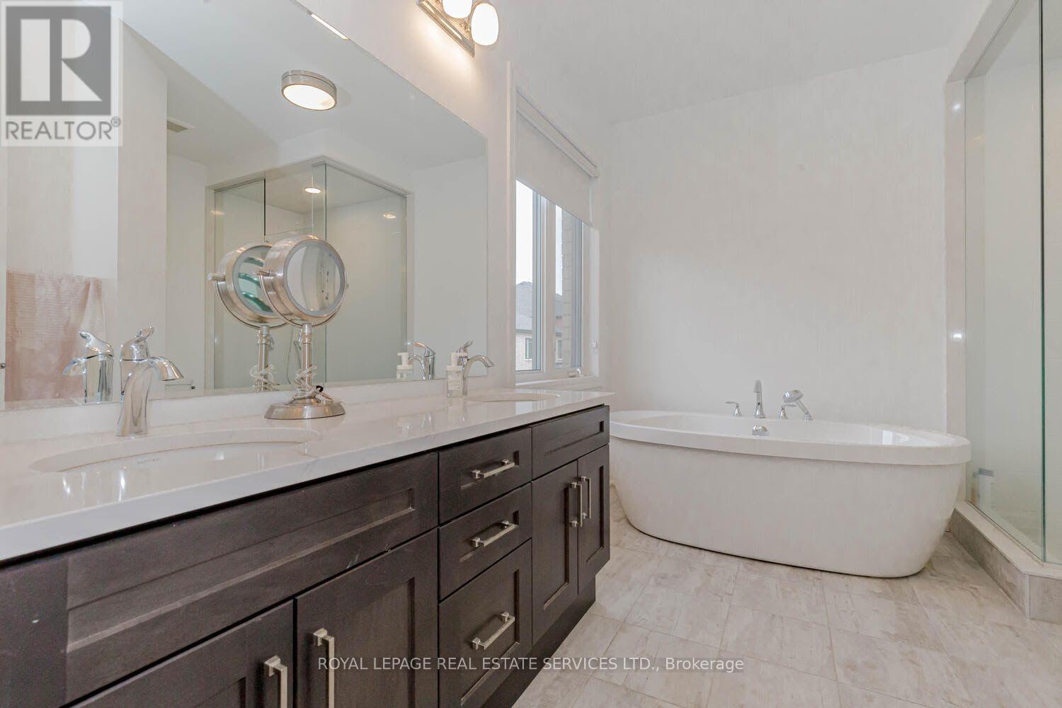 3334 Harasym Trail, Oakville, Ontario L6M 5N6 - Photo 20 - W13539844