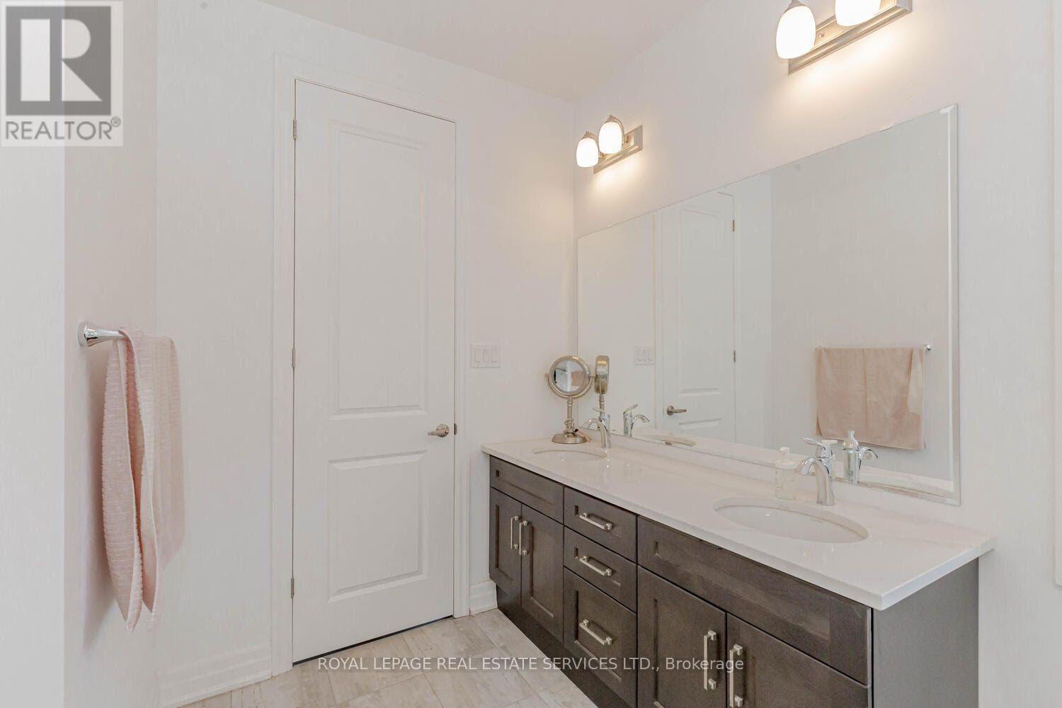 3334 Harasym Trail, Oakville, Ontario L6M 5N6 - Photo 21 - W13539844