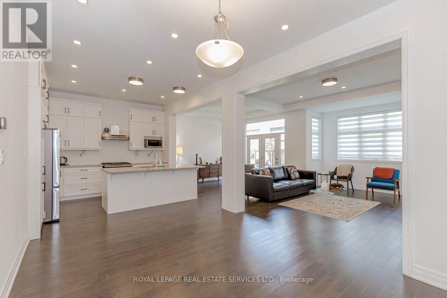 3334 Harasym Trail, Oakville, Ontario L6M 5N6 - Photo 6 - W13539844