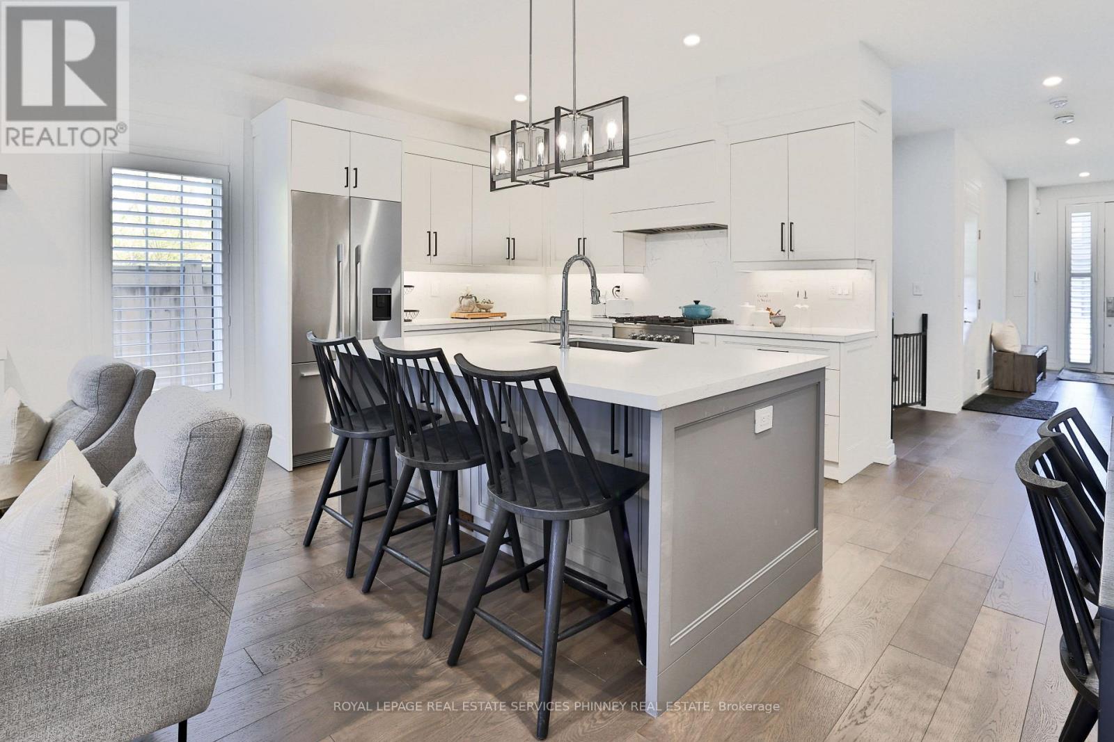 6 Iroquois Avenue, Mississauga, Ontario  L5G 1M6 - Photo 6 - W13539920