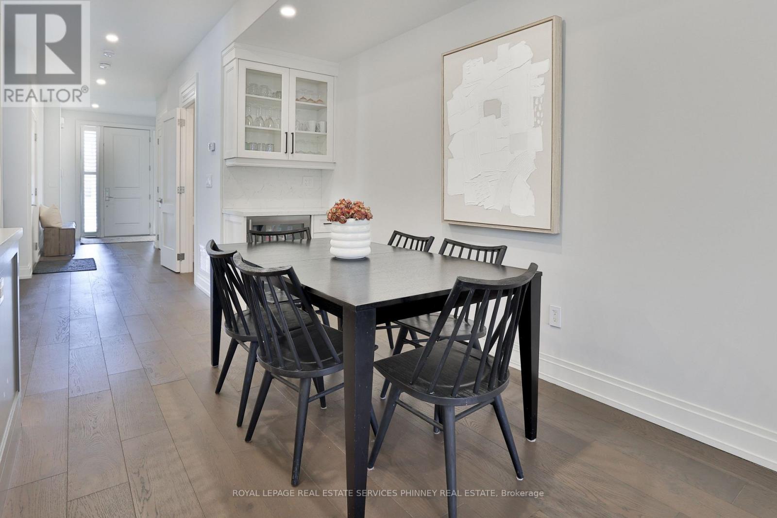 6 Iroquois Avenue, Mississauga, Ontario  L5G 1M6 - Photo 9 - W13539920