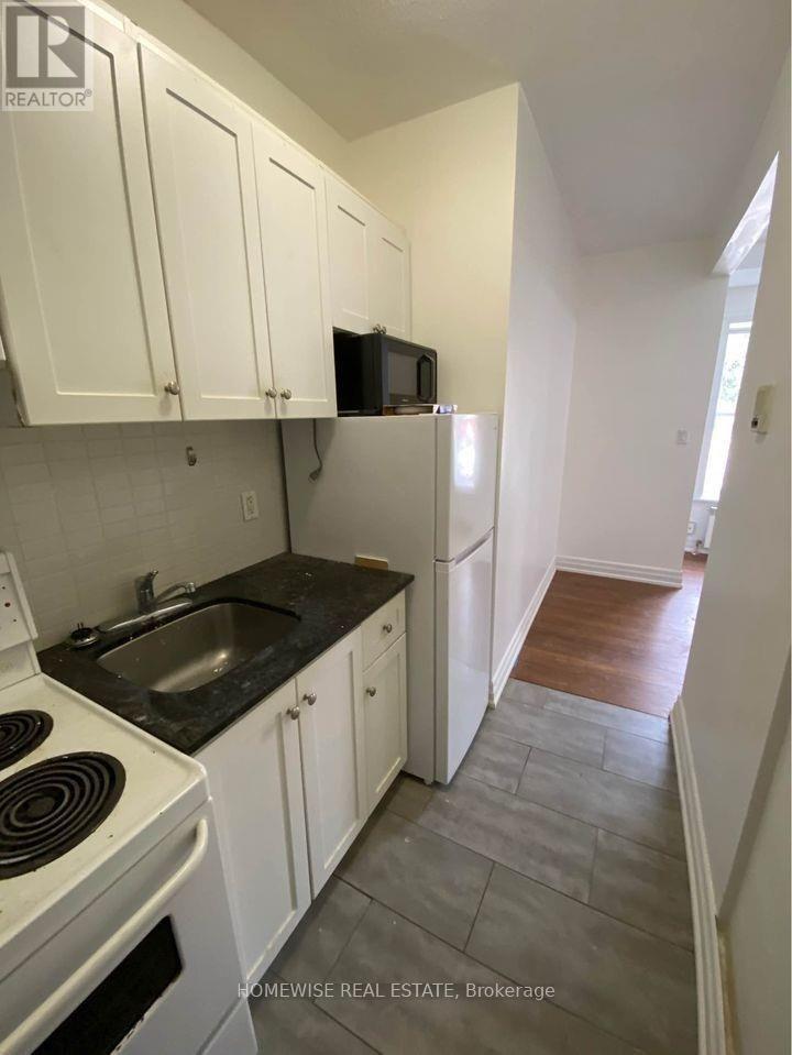 104 - 1 Triller Avenue, Toronto, Ontario M6K 3B7 - Photo 4 - W13539936