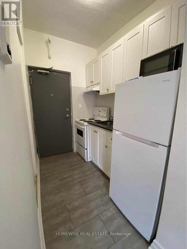 104 - 1 Triller Avenue, Toronto, Ontario M6K 3B7 - Photo 5 - W13539936