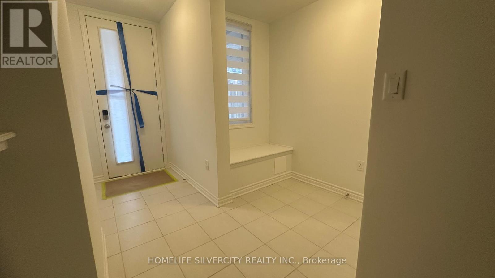 58 Melmar Street S, Brampton, Ontario L7A 5K8 - Photo 4 - W13540016