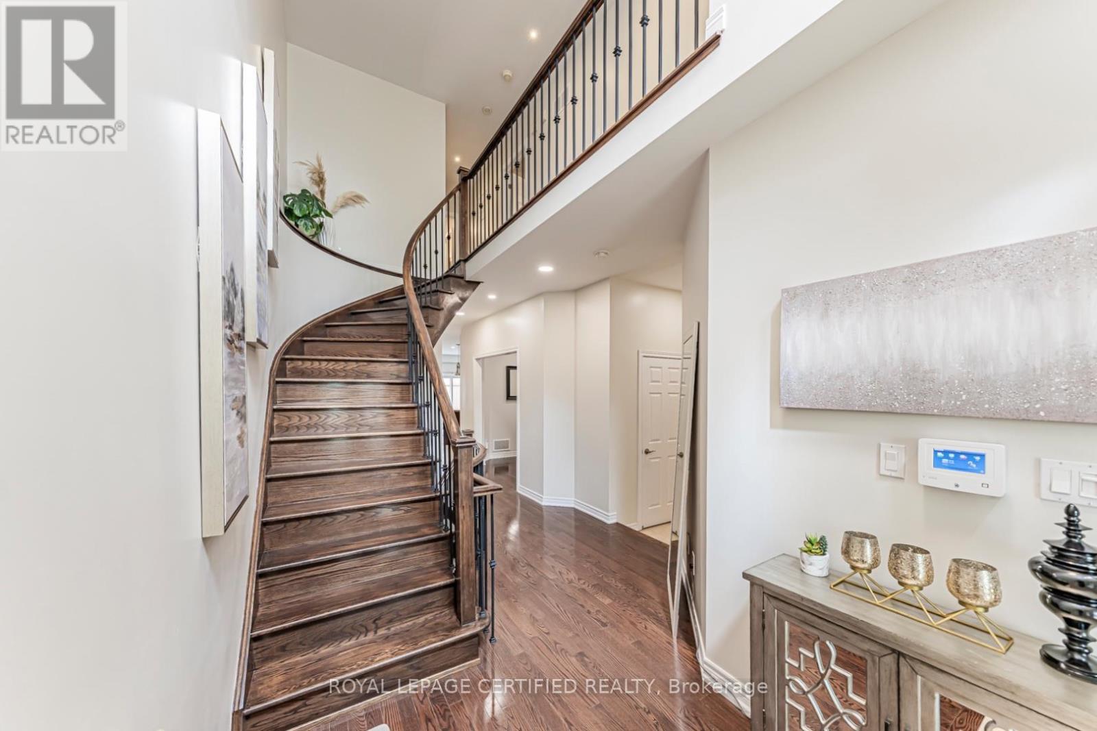 1171 Agram Drive, Oakville, Ontario  L6H 7S1 - Photo 4 - W13540030