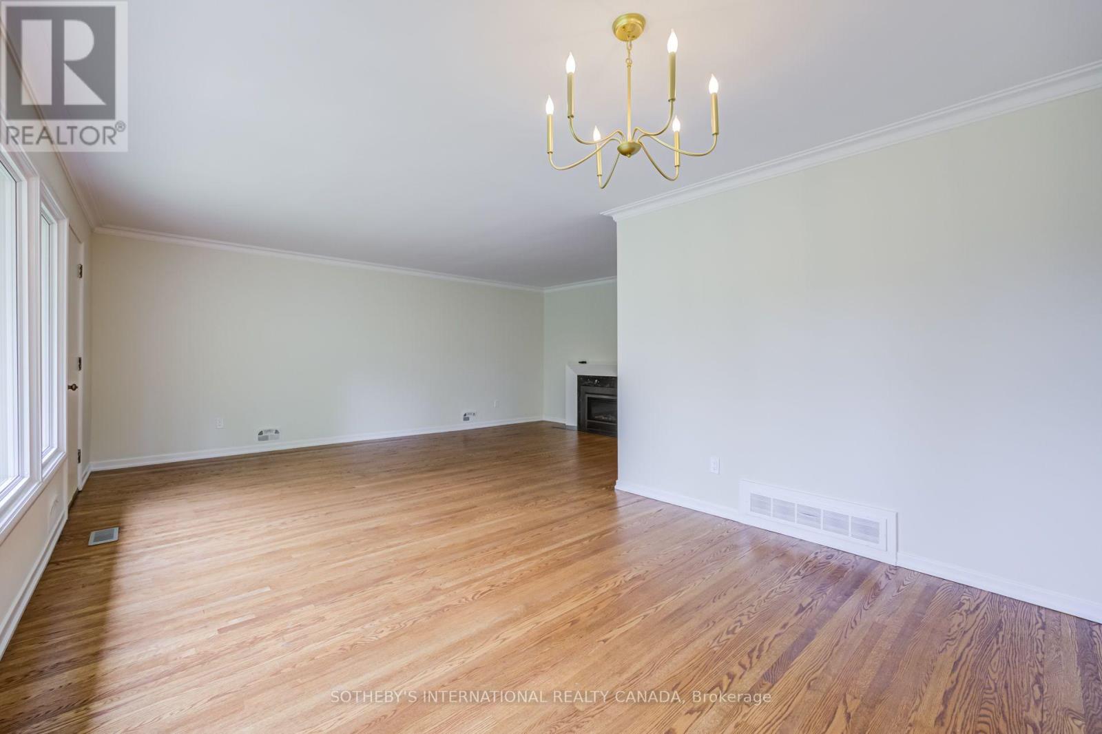 25 Abinger Crescent, Toronto, Ontario  M9B 2Y4 - Photo 13 - W13540072