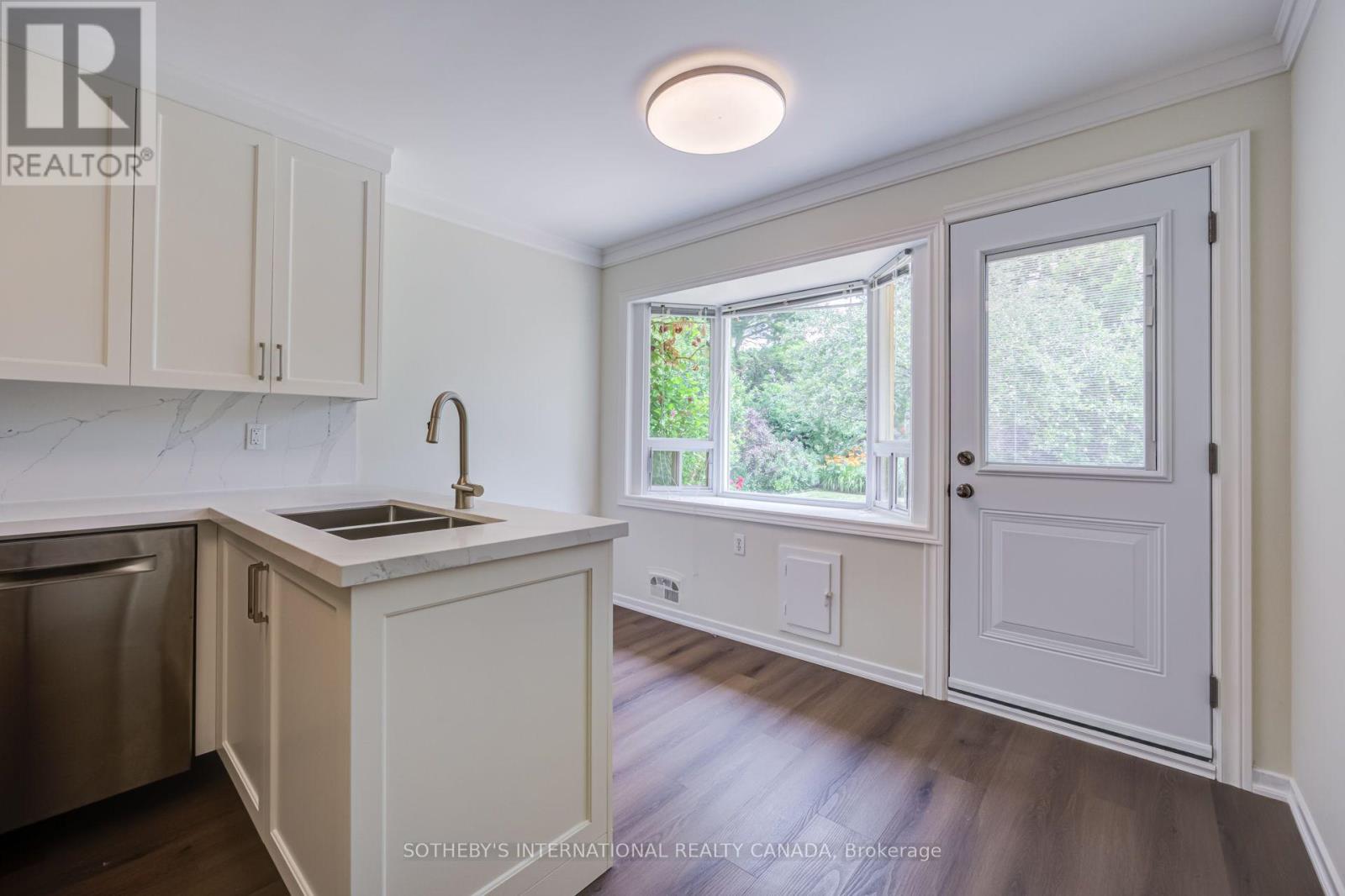 25 Abinger Crescent, Toronto, Ontario  M9B 2Y4 - Photo 15 - W13540072