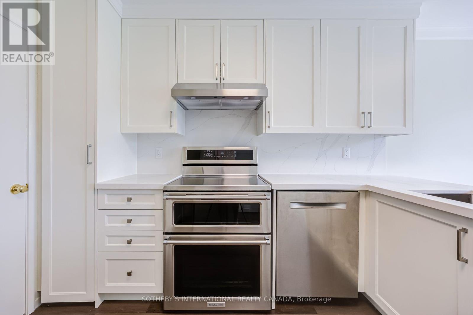 25 Abinger Crescent, Toronto, Ontario  M9B 2Y4 - Photo 19 - W13540072