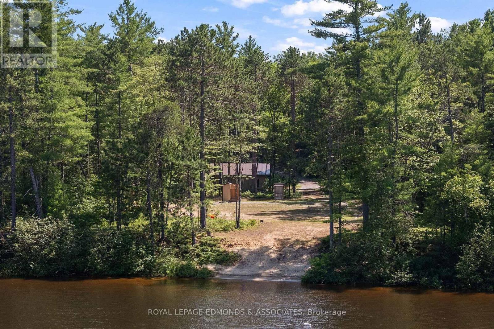 290 Hennessy Trail, Whitewater Region, Ontario  K0J 2L0 - Photo 2 - X13074384