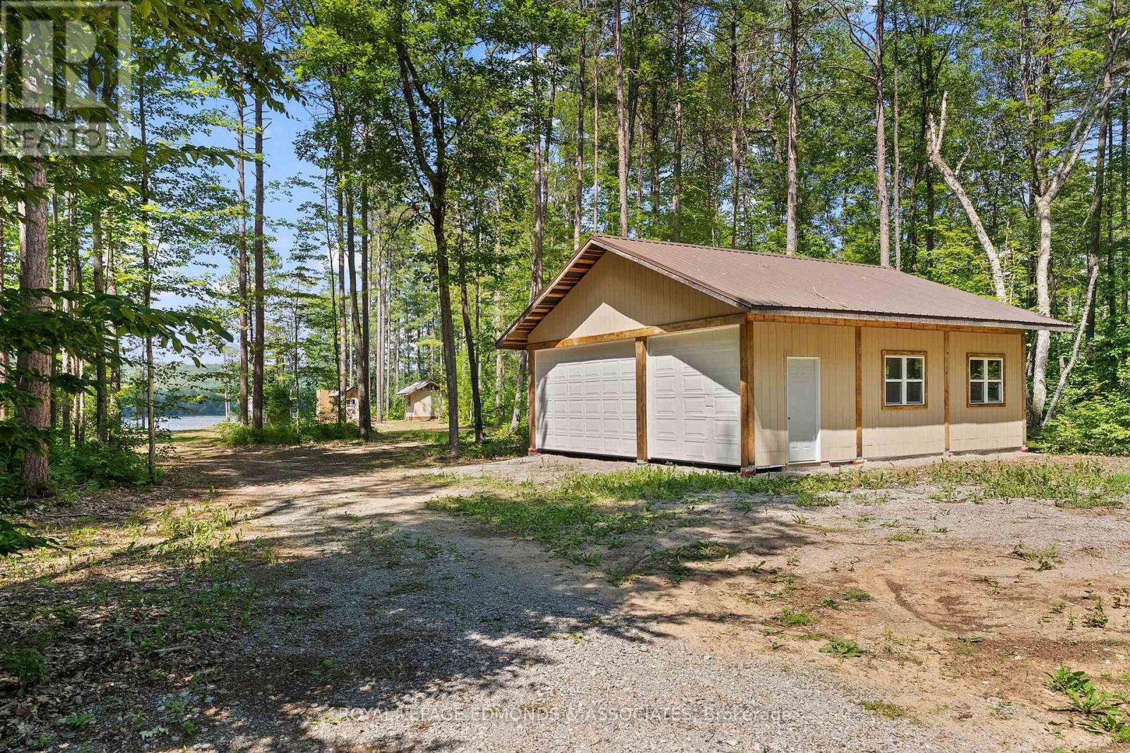 290 Hennessy Trail, Whitewater Region, Ontario  K0J 2L0 - Photo 13 - X13074384