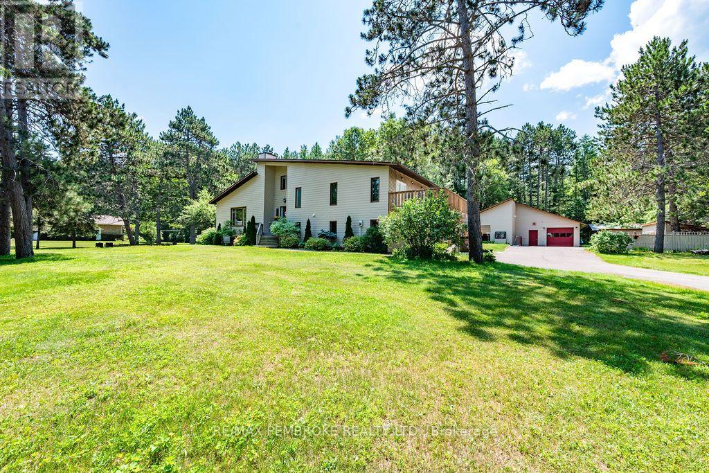 177 Sylvan Drive, Petawawa, Ontario  K8A 6W7 - Photo 47 - X13537050