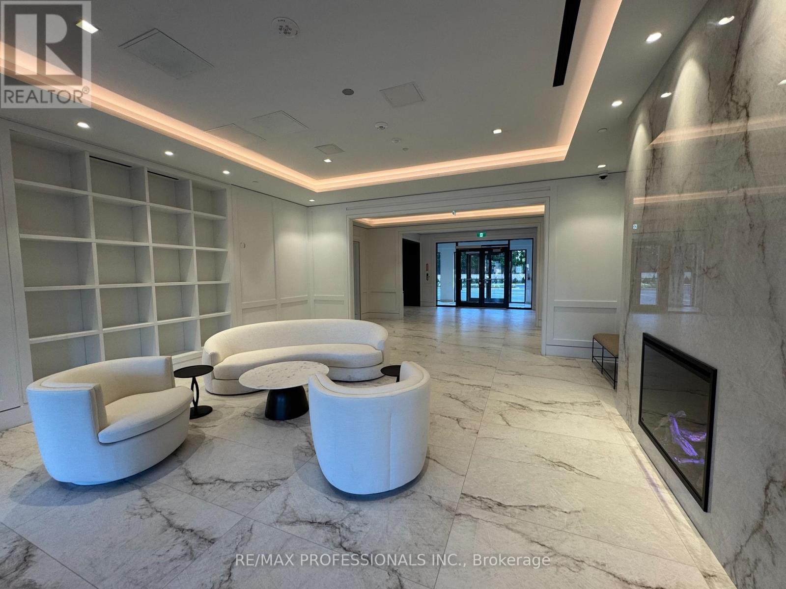 502 - 4010 Eglinton Avenue W, Toronto, Ontario  M9P 1A6 - Photo 4 - W13528300