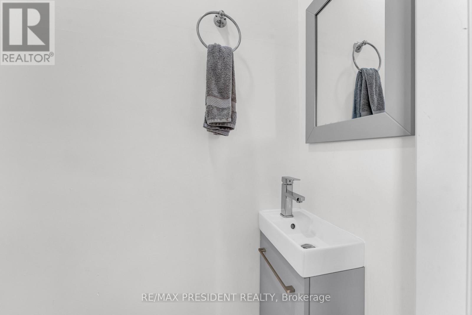 163 Prince Charles Drive, Halton Hills, Ontario  L7G 3W1 - Photo 13 - W13538288