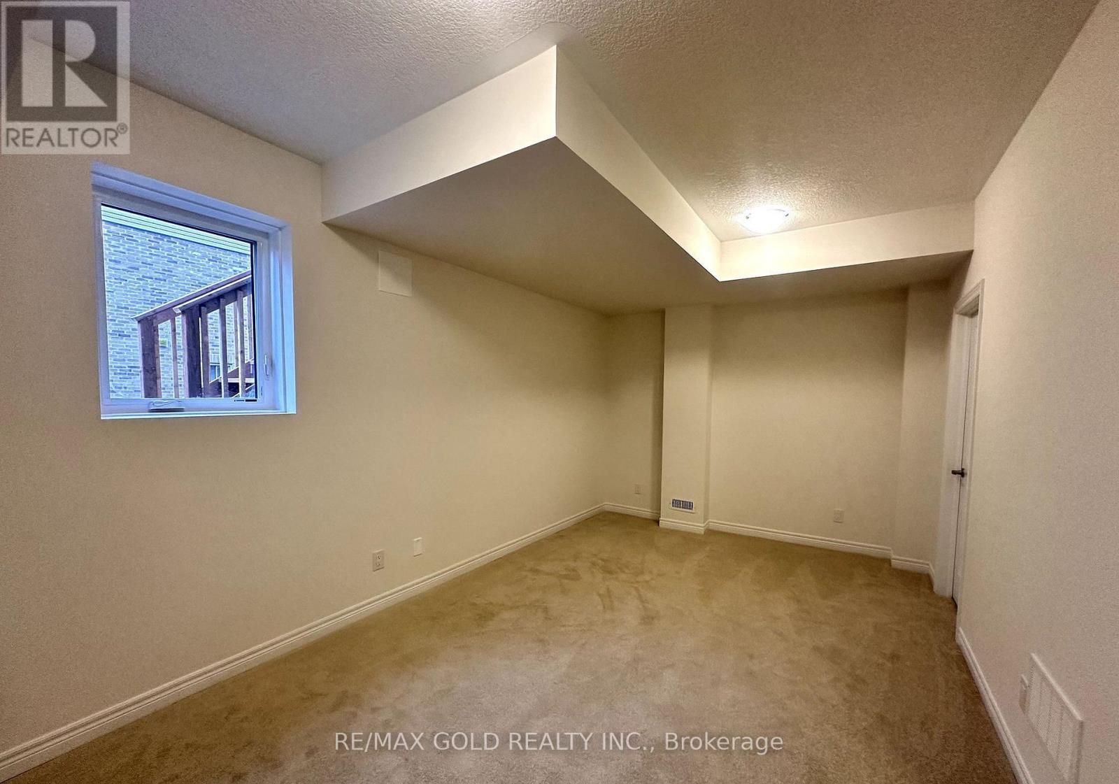 147 Broadacre Drive, Kitchener, Ontario  N2R 0S5 - Photo 14 - X13236668