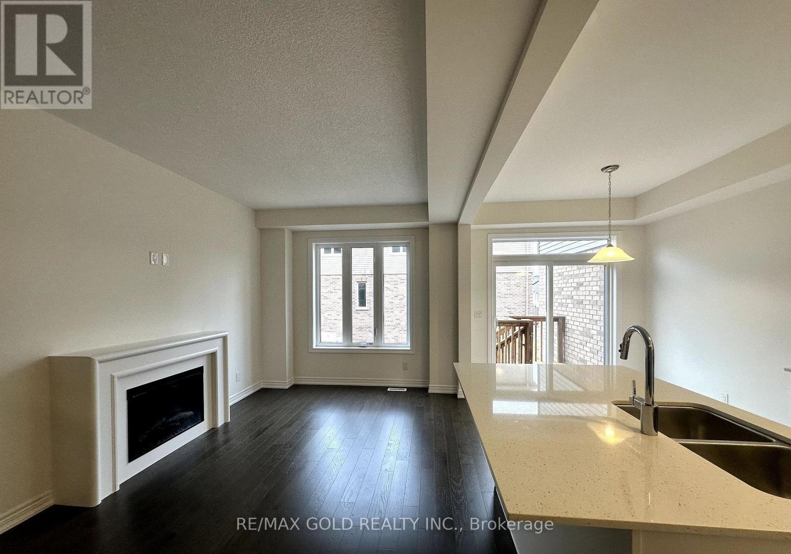 147 Broadacre Drive, Kitchener, Ontario  N2R 0S5 - Photo 8 - X13236668
