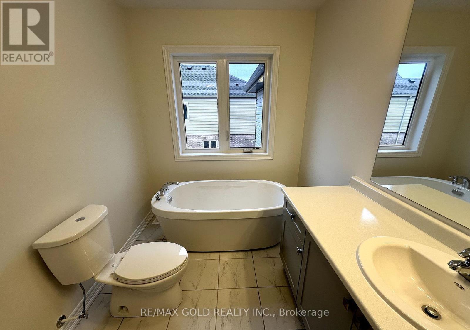 147 Broadacre Drive, Kitchener, Ontario  N2R 0S5 - Photo 25 - X13236668