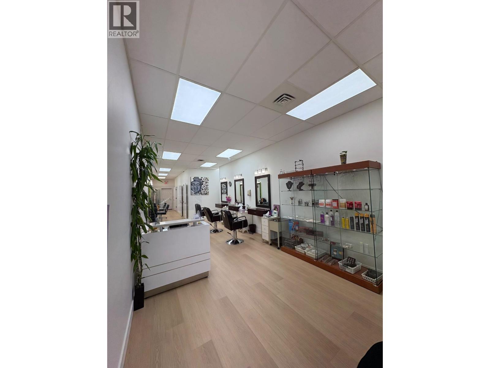 22357 Lougheed Highway, Maple Ridge, British Columbia  V2X 2T3 - Photo 4 - C8079487