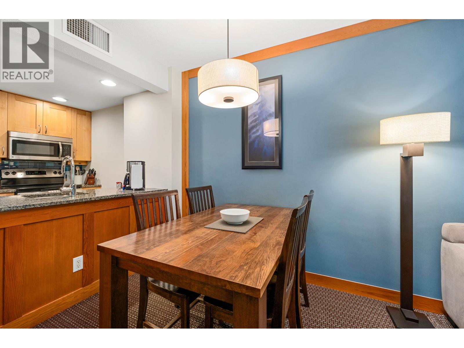 230b 2036 London Lane, Whistler, British Columbia  V8E 0N7 - Photo 5 - R3144184