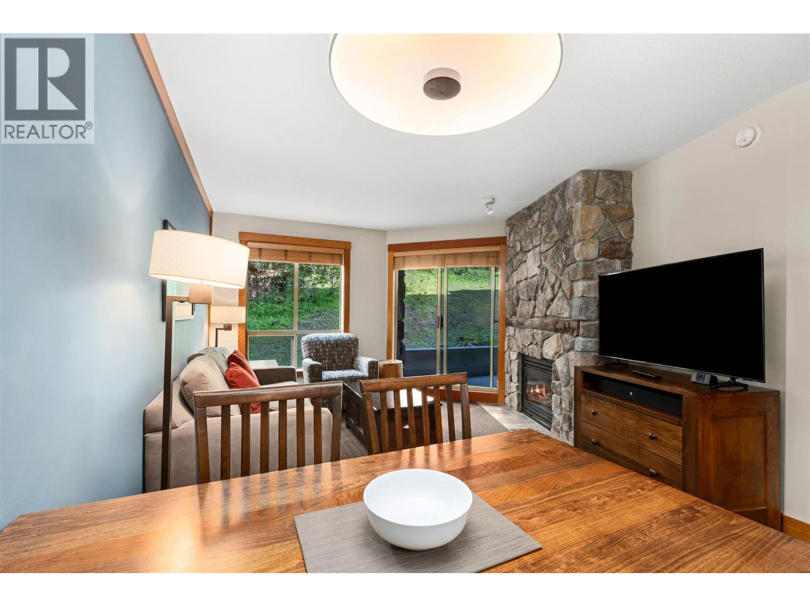 230b 2036 London Lane, Whistler, British Columbia  V8E 0N7 - Photo 6 - R3144184