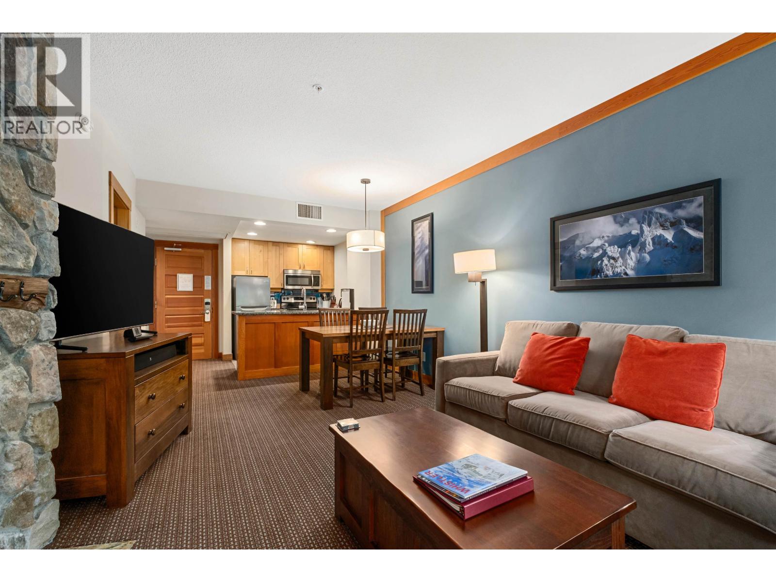 230b 2036 London Lane, Whistler, British Columbia  V8E 0N7 - Photo 9 - R3144184