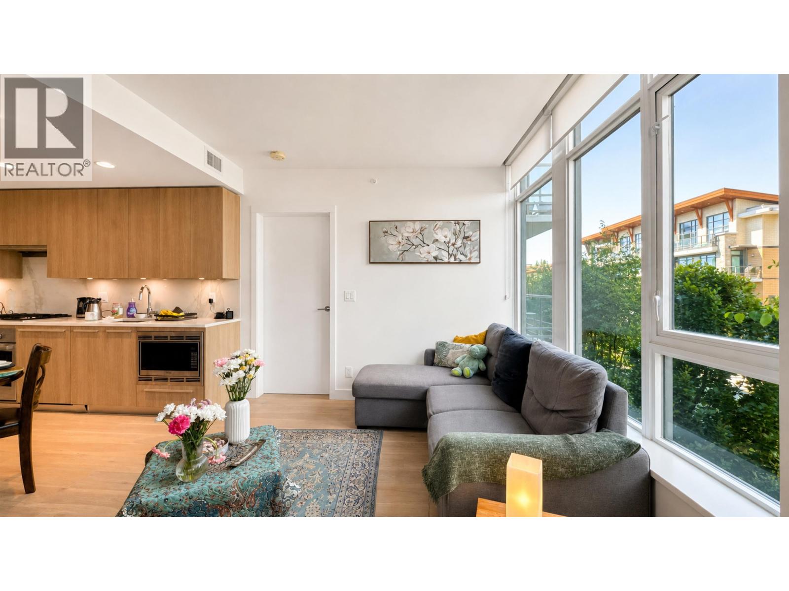 304 2738 Library Lane, North Vancouver, British Columbia  V7J 0B3 - Photo 6 - R3144203
