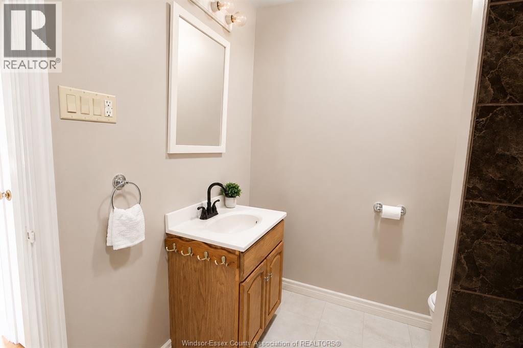 92 Erie Street, Kingsville, Ontario N9Y 1N3 - Photo 14 - 26016405