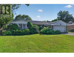 14 HEATHVIEW AVENUE, Toronto, Ontario