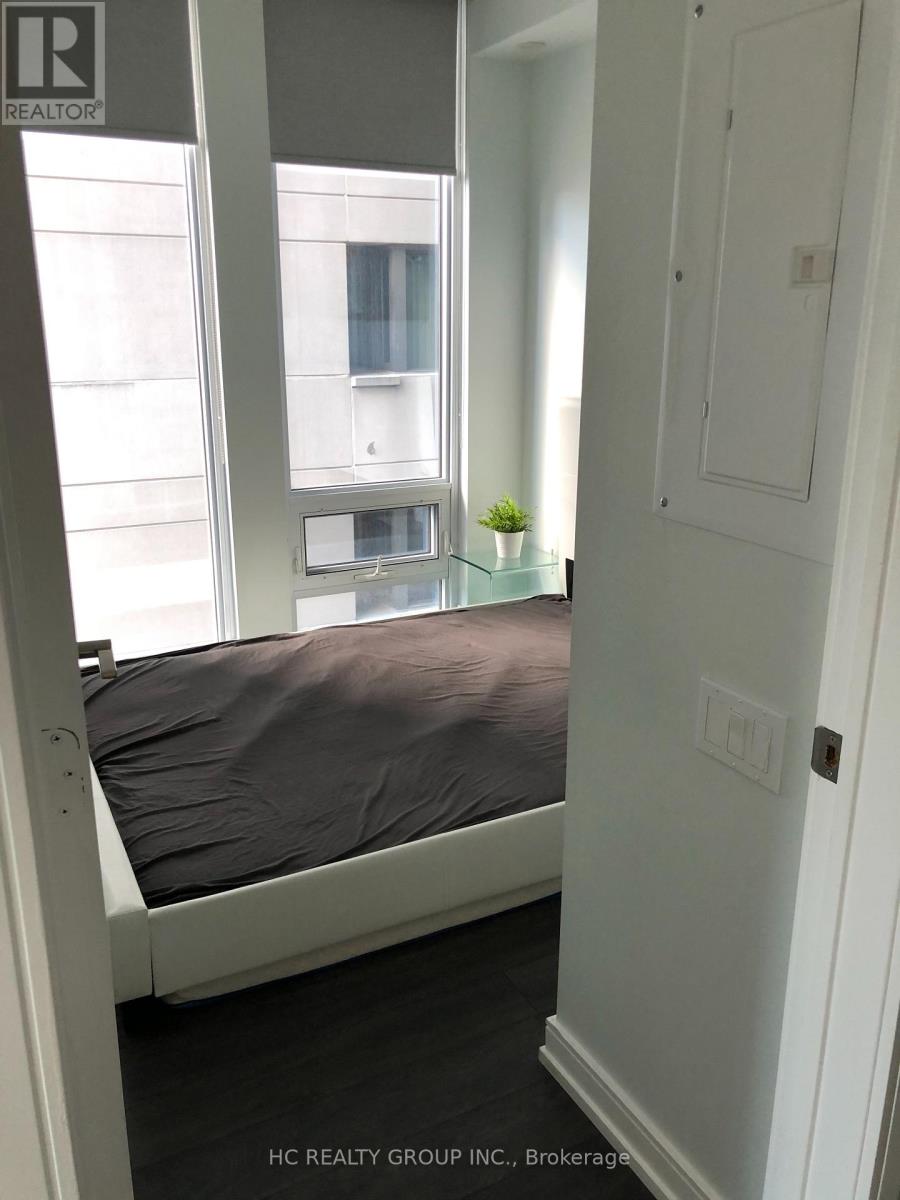 1702 - 28 Wellesley Street E, Toronto, Ontario M4Y 0C4 - Photo 7 - C13540156