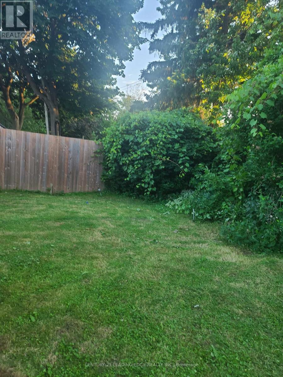 Main Floor - 108 Rochman Boulevard, Toronto, Ontario  M1H 1S2 - Photo 2 - E13540262